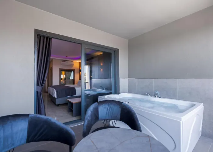 Club Robin Hood ألانيا