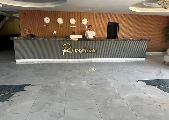 فندق Club Robin Hood ألانيا