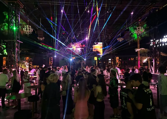 فندق Club Robin Hood ألانيا