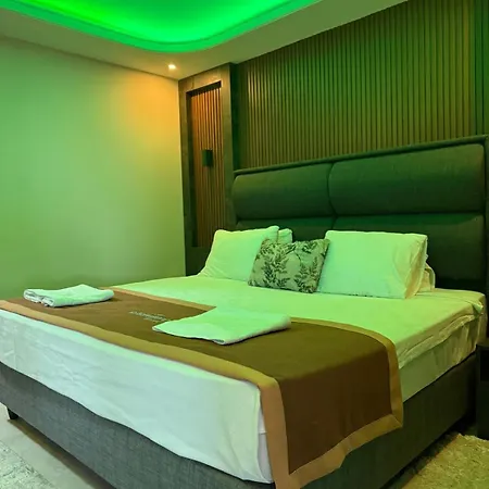 Club Robin Hood Hotel 4*