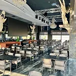 Club Robin Hood Hotel 4*