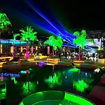 Club Robin Hood Ξενοδοχείο 4*