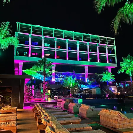 Club Robin Hood 4* Alanya