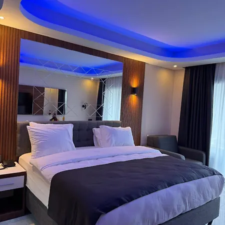 Club Robin Hood 4*
