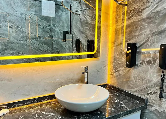 Club Robin Hood Szálloda 4*