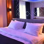 Club Robin Hood אלאניה