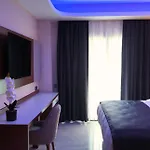 Club Robin Hood 4* אלאניה
