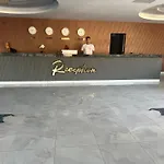 מלון Club Robin Hood אלאניה
